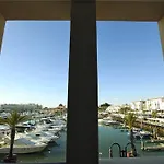 Marina *